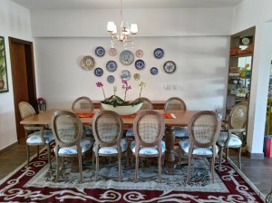 mesa-com-cadeiras-ambiente (2)